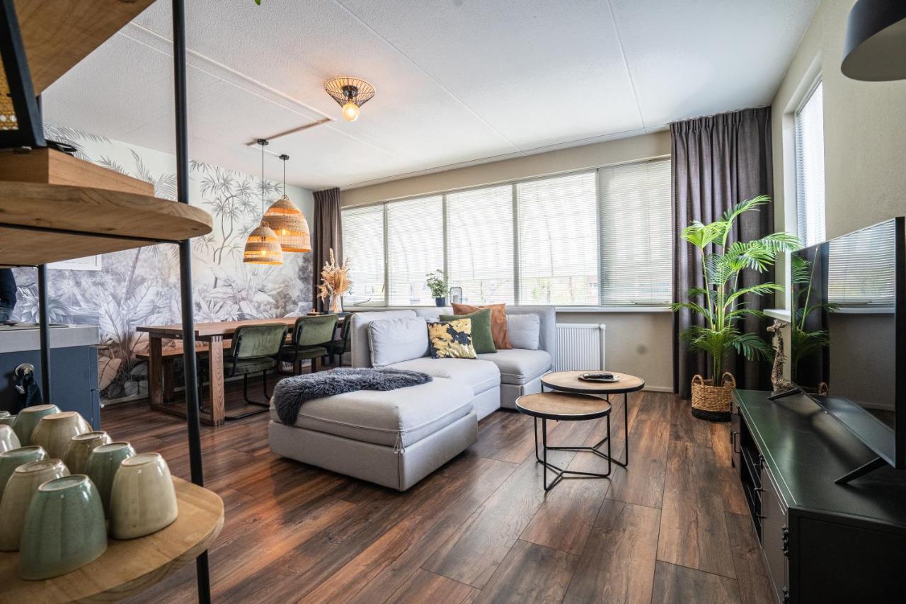 The Lion King - 6 Person Linked Apartment With Roof Terrace Groningen Exterior photo